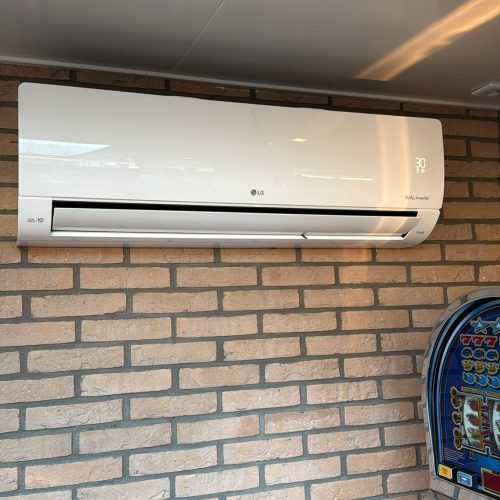 28a3d556-5d11-40ae-9ddb-5c0eef417fca